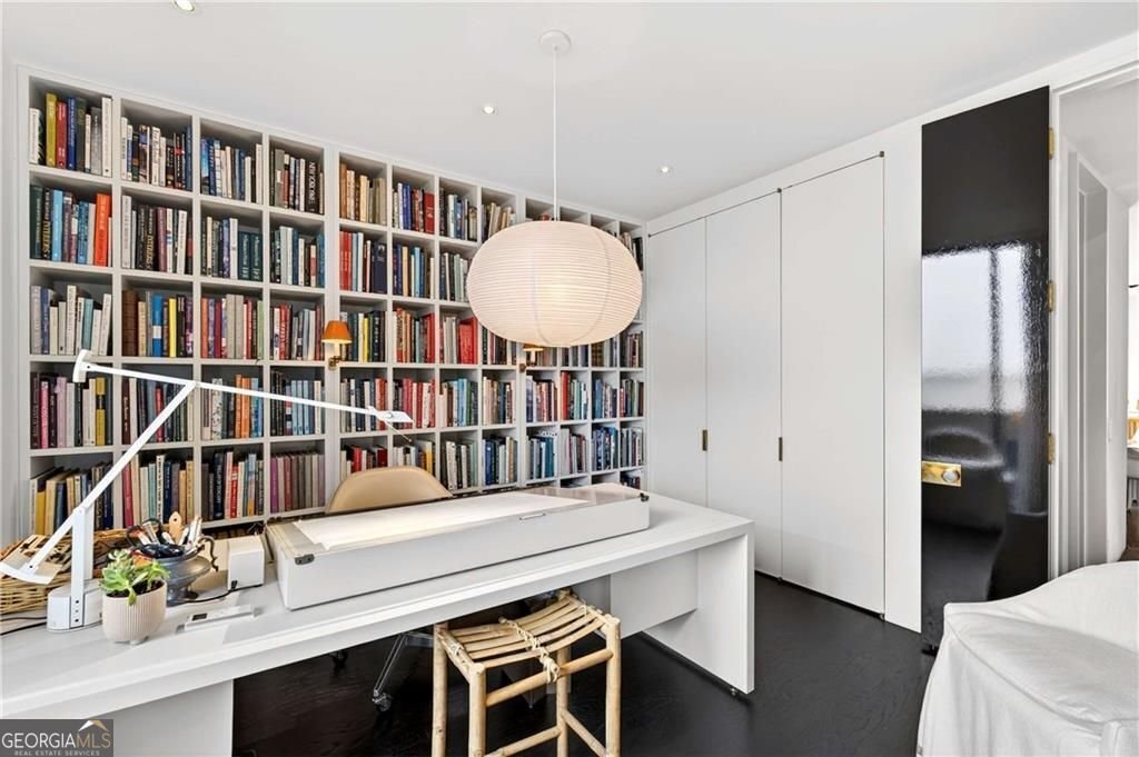 2575 Peachtree Road Atlanta - Photo 45