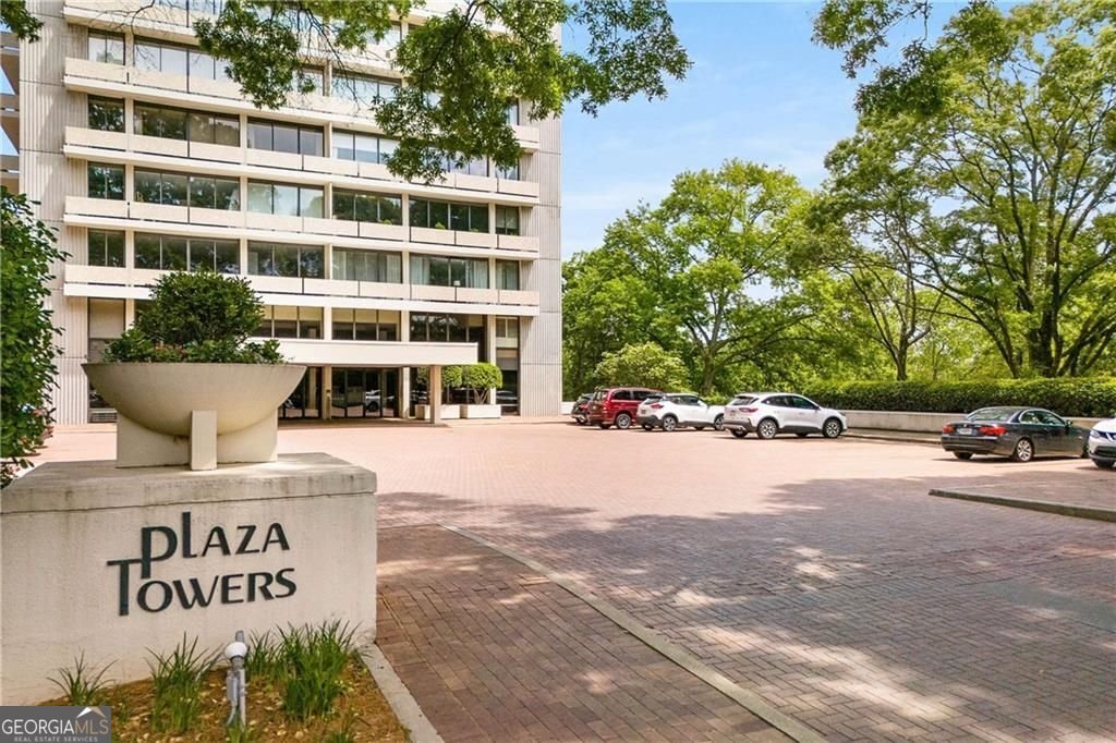 2575 Peachtree Road Atlanta - Photo 58