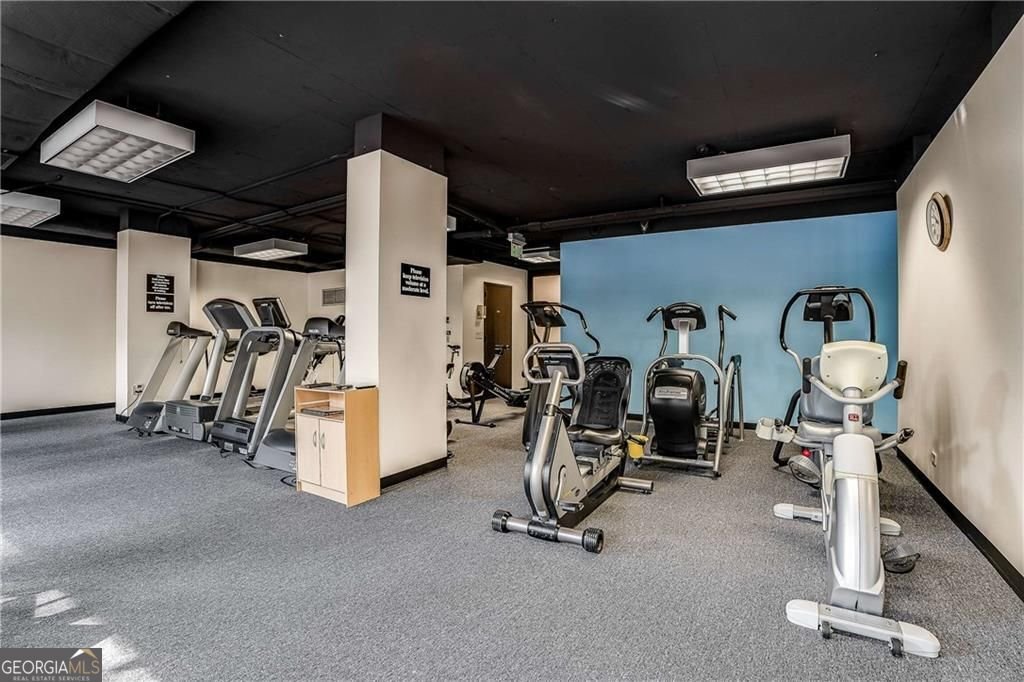 2575 Peachtree Road Atlanta - Photo 68