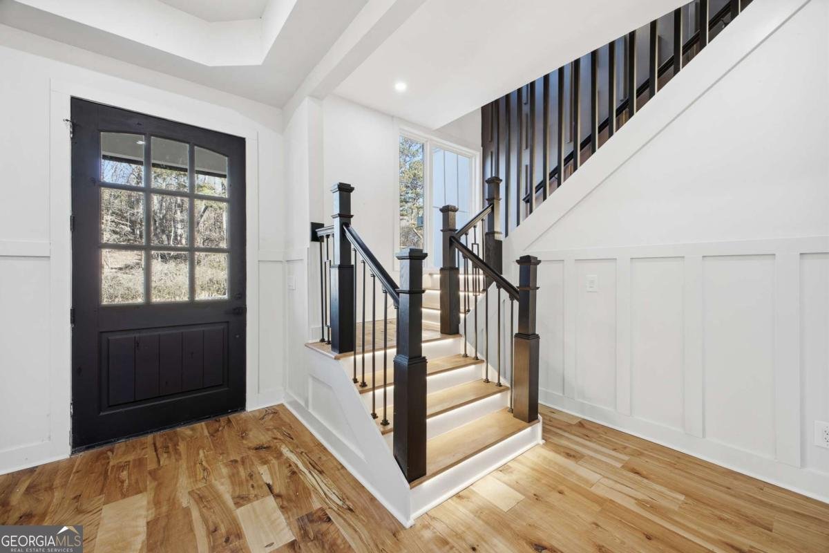 6465 Yacht Club Road Flowery Branch - Photo 10