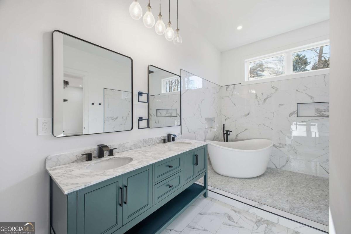 6465 Yacht Club Road Flowery Branch - Photo 24