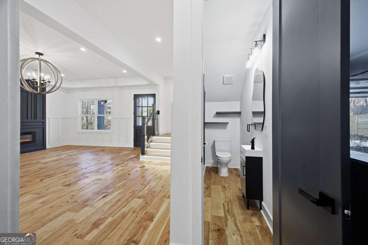 6465 Yacht Club Road Flowery Branch - Photo 9