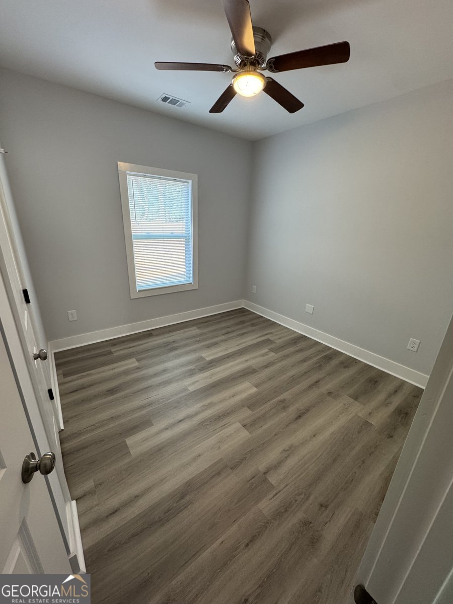 825 Mercer Drive Elberton - Photo 11