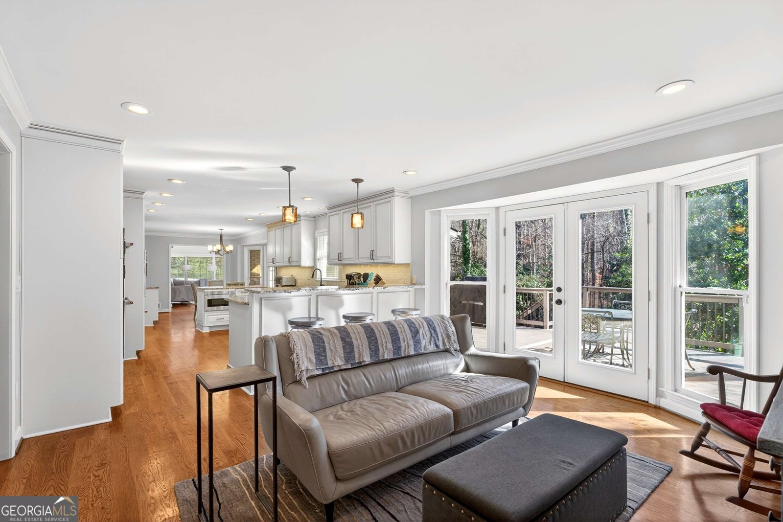 7745 Dunvegan Close Sandy Springs - Photo 15