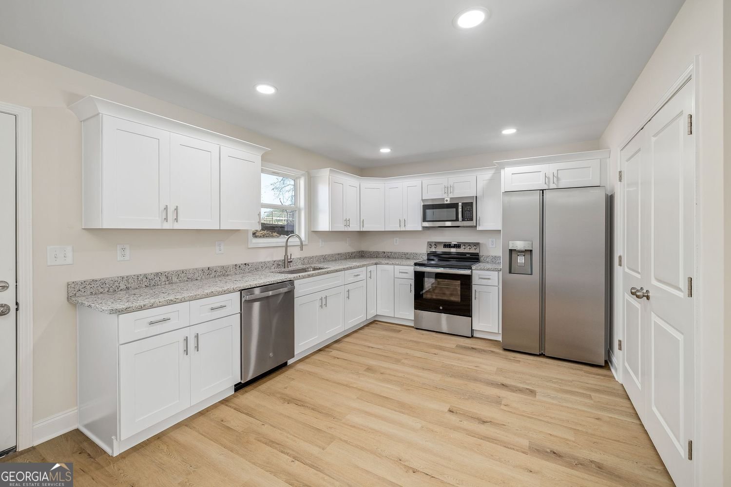 625 Cypress Drive Mount Airy - Photo 11