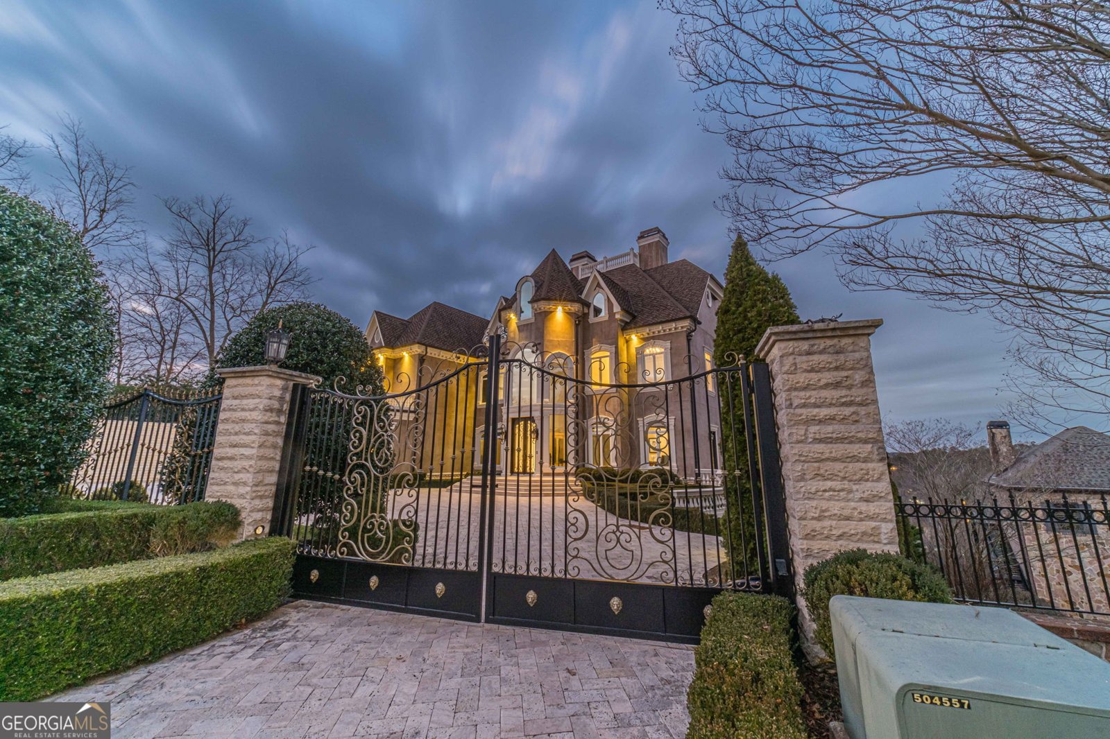 8330 Jett Ferry Road Sandy Springs - Photo 1