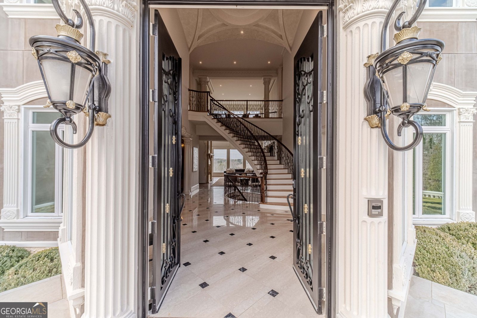 8330 Jett Ferry Road Sandy Springs - Photo 6