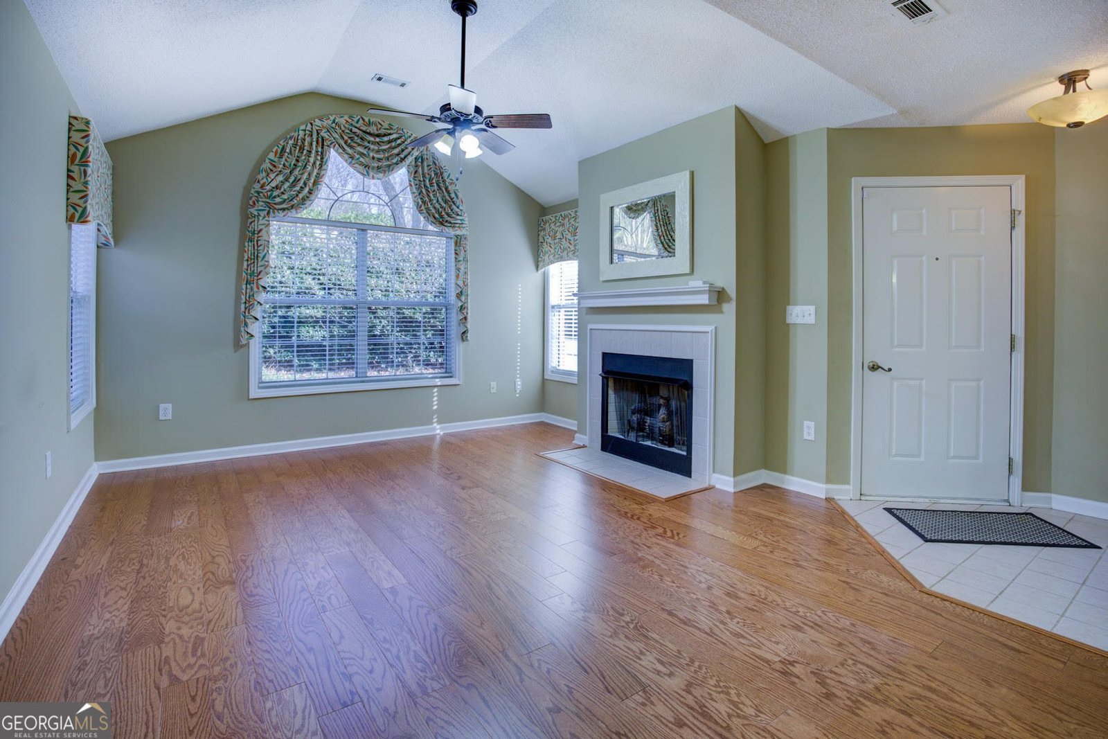 2191 Rockbridge Road Stone Mountain - Photo 9