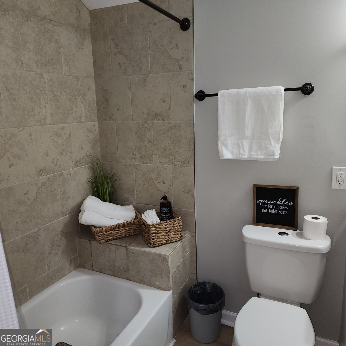 1301 Cambridge Avenue East Point - Photo 13