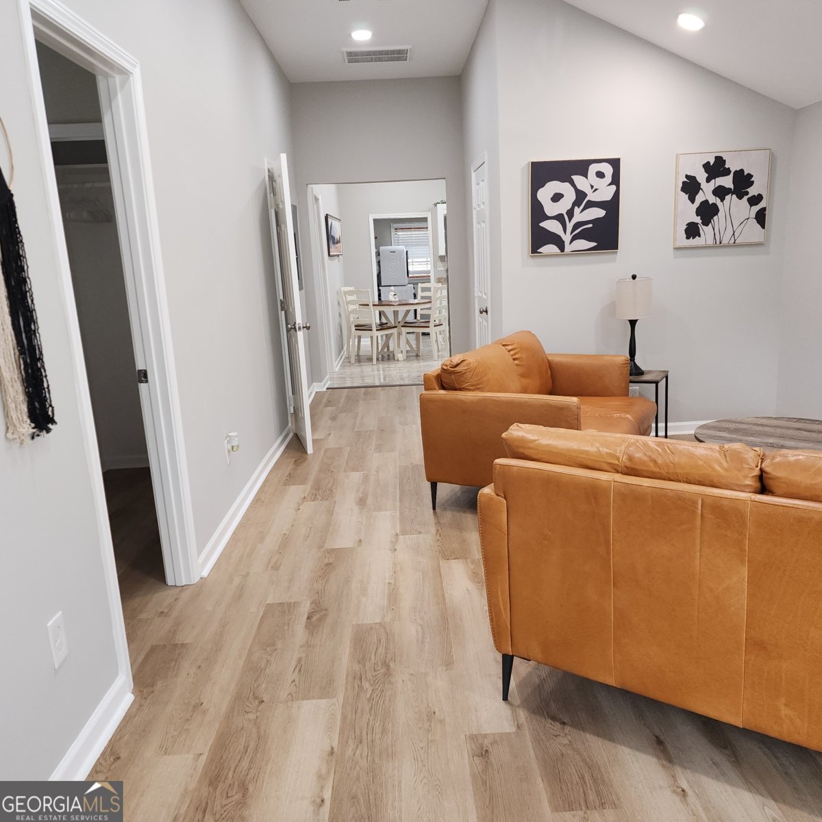 1301 Cambridge Avenue East Point - Photo 17