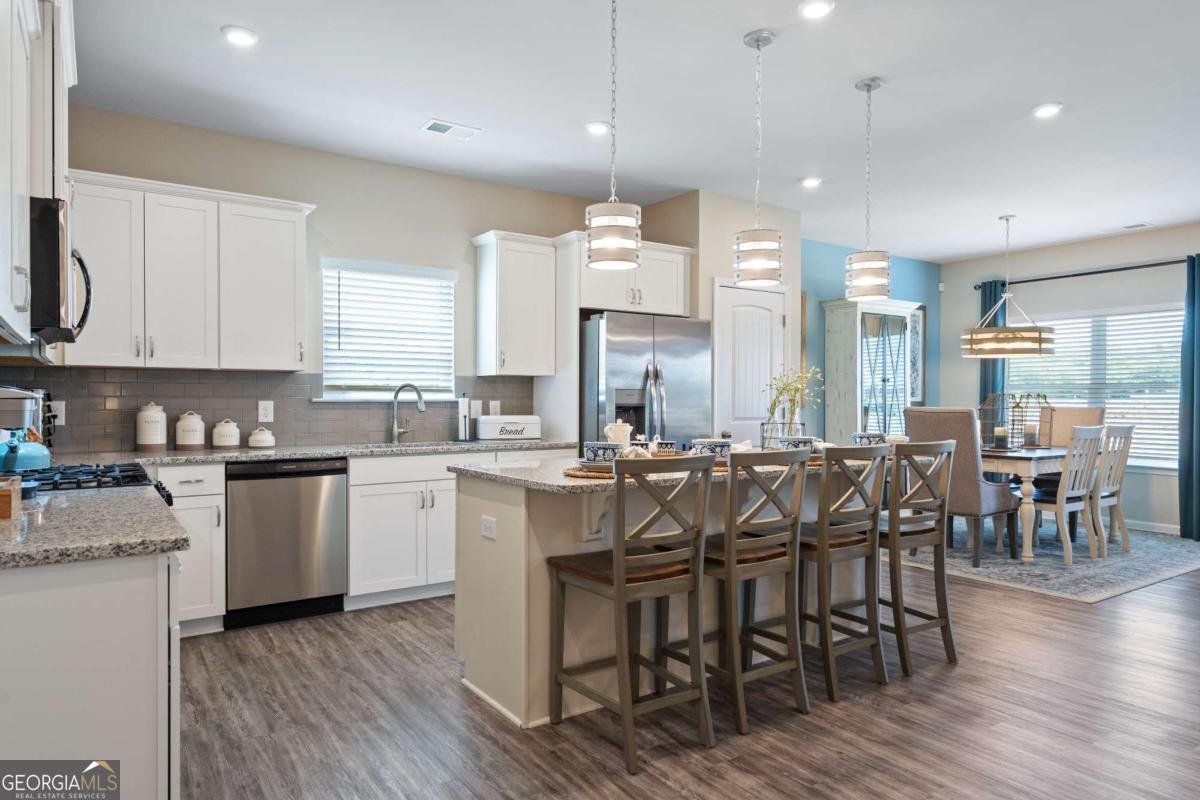 246 Shantz Way Byron - Photo 8