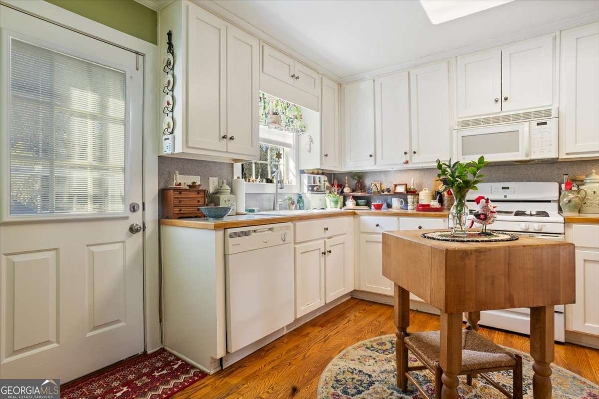 608 Greenleaf Way Ball Ground - Photo 14