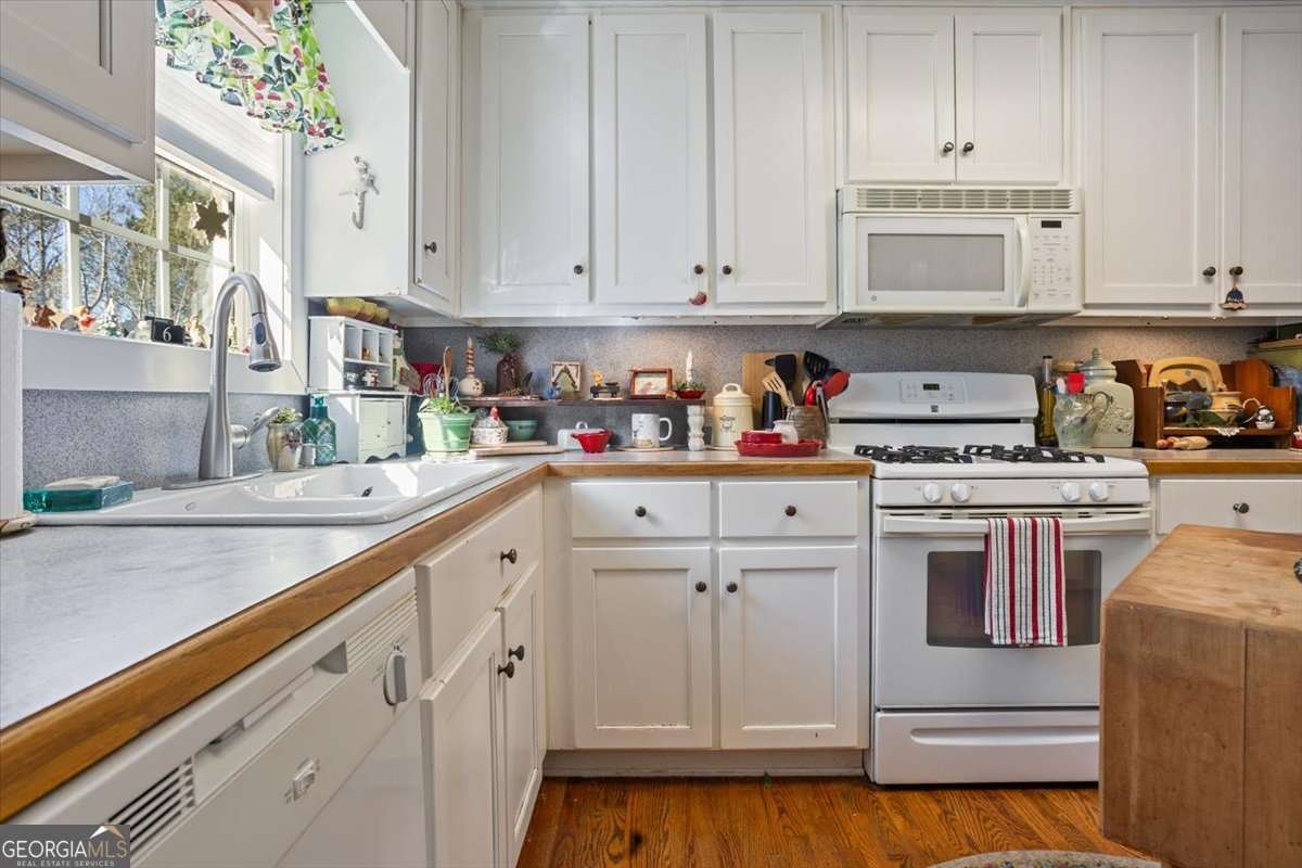 608 Greenleaf Way Ball Ground - Photo 17