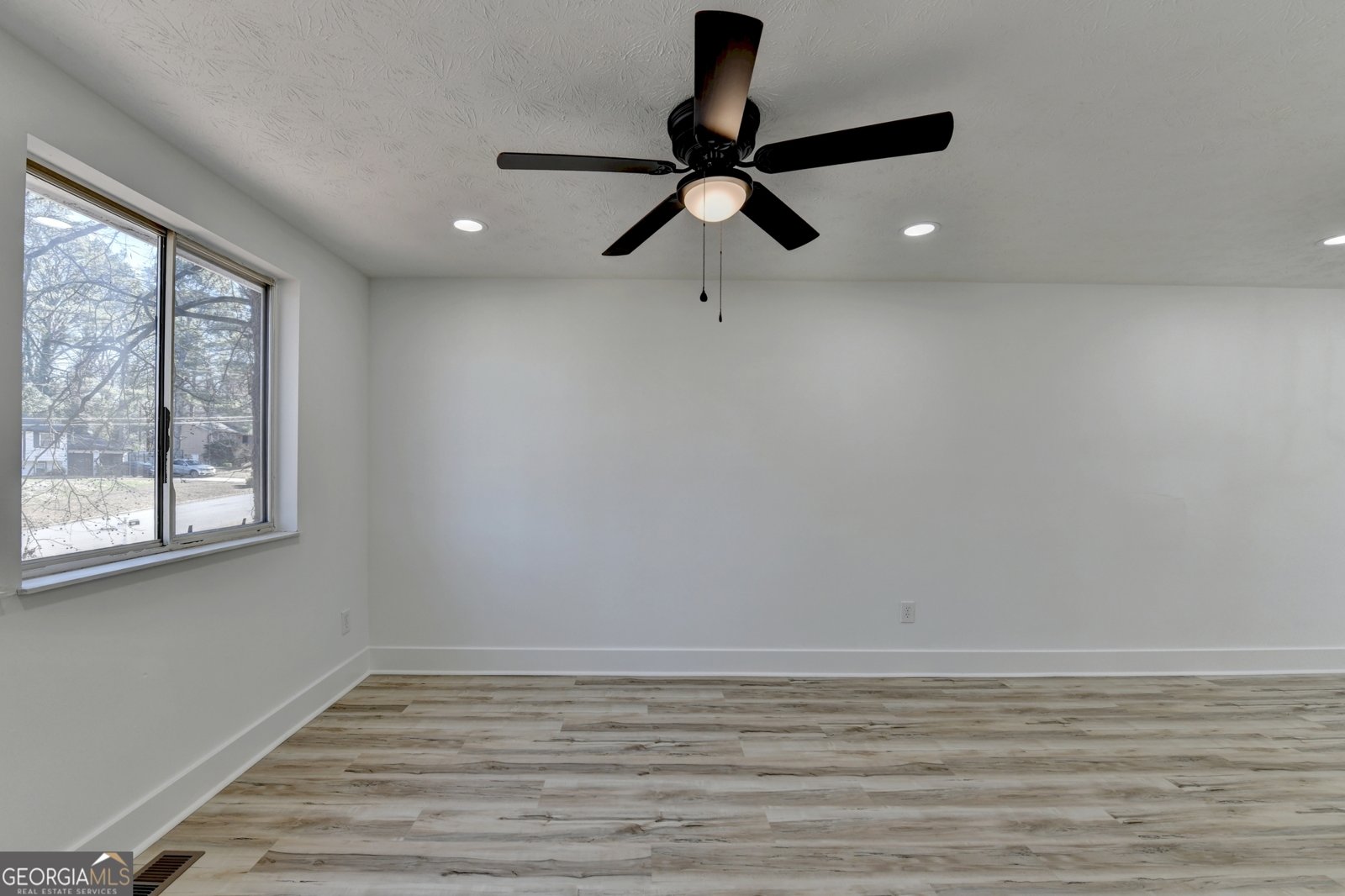 1018 Martin Road Stone Mountain - Photo 10