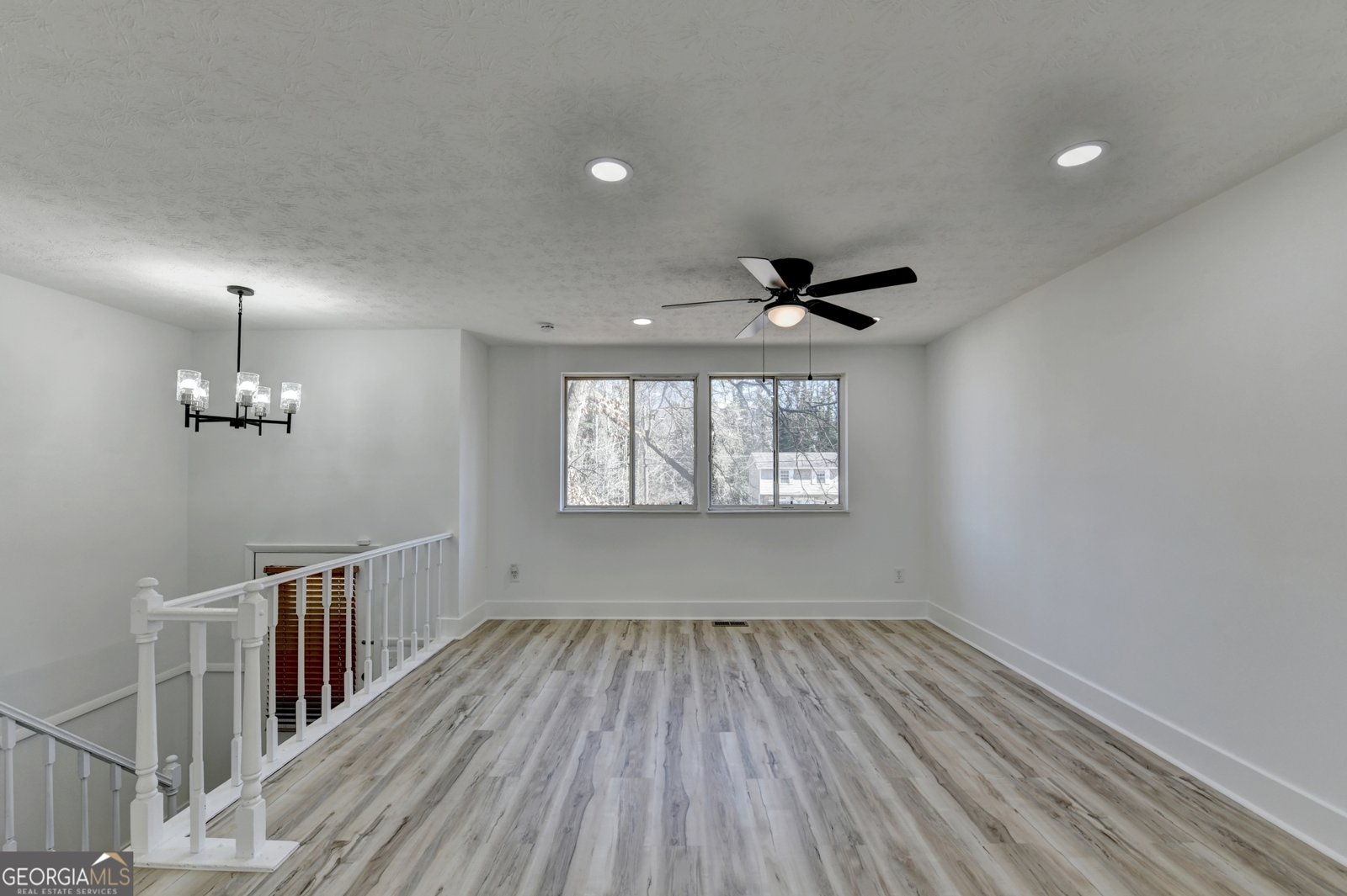 1018 Martin Road Stone Mountain - Photo 6