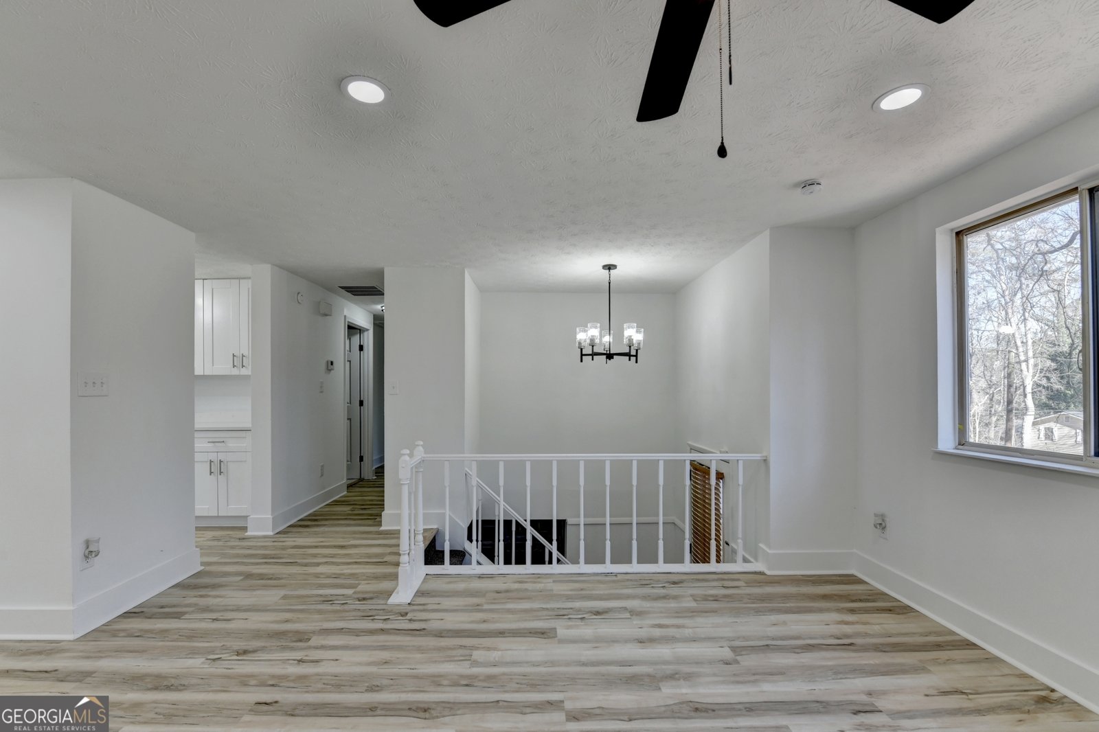 1018 Martin Road Stone Mountain - Photo 8