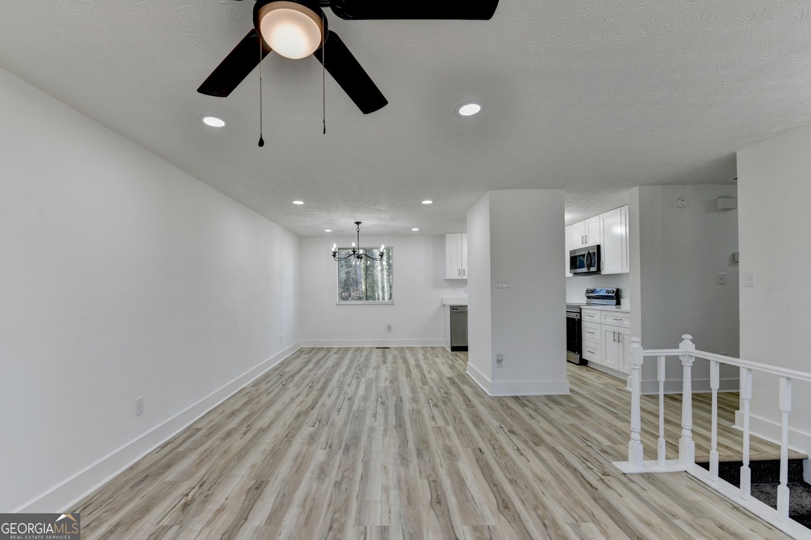 1018 Martin Road Stone Mountain - Photo 9