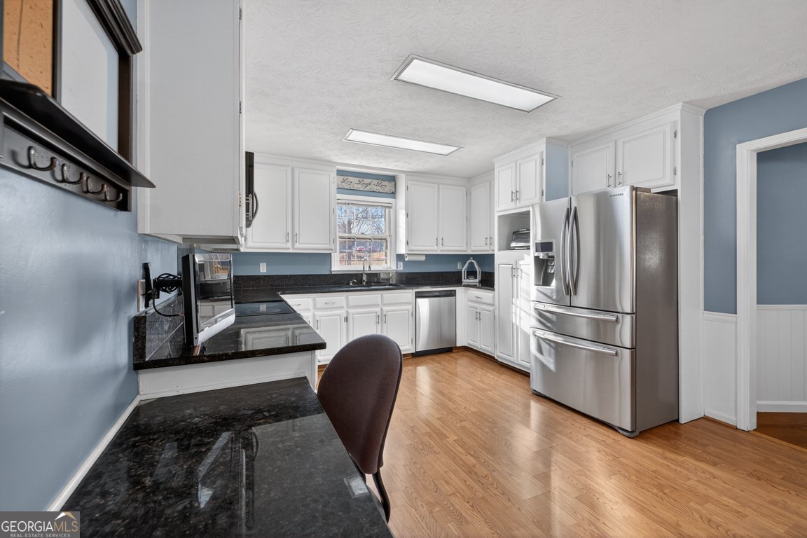 1213 Temple Johnson Road Loganville - Photo 11