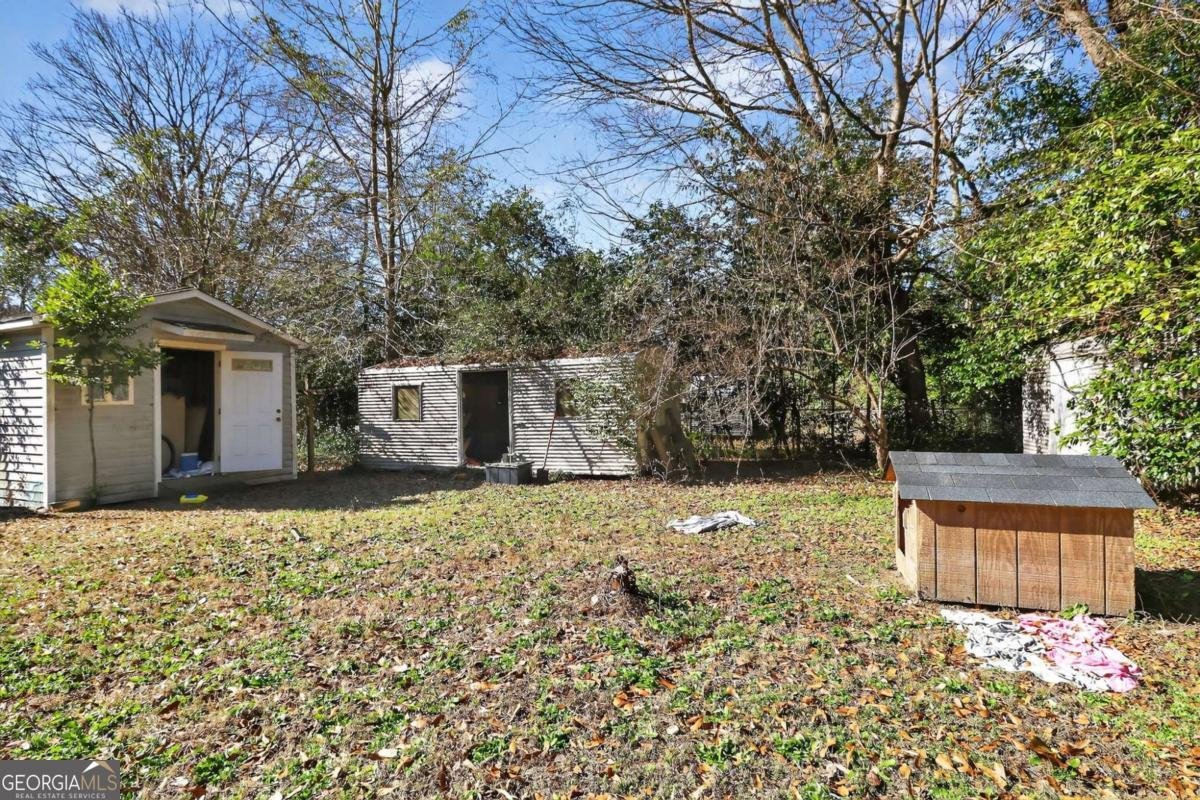 2561 Greenleaf Drive Macon - Photo 6