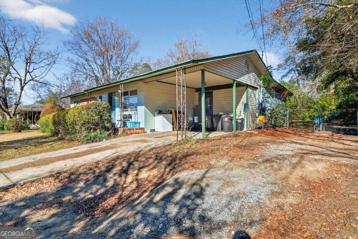 2561 Greenleaf Drive Macon - Photo 8