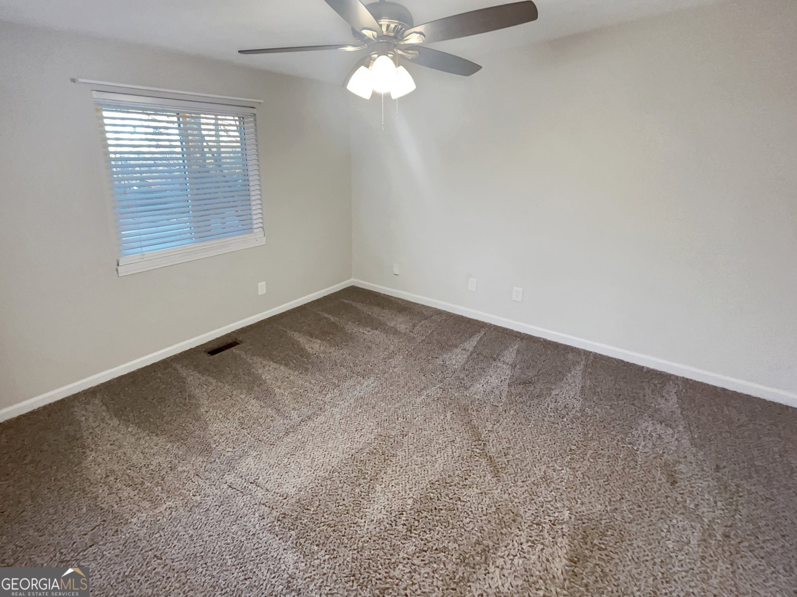 5855 Amalfi Way Douglasville - Photo 13