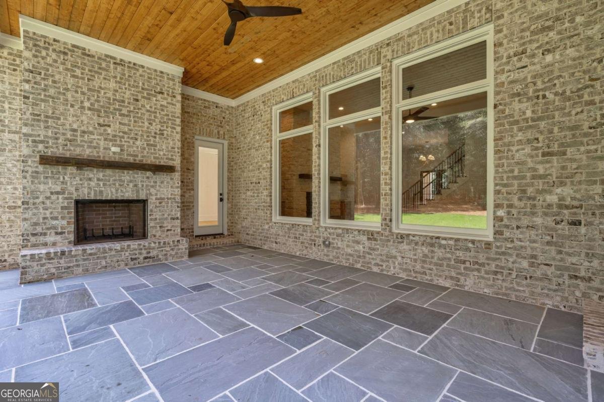 1763 Olympus Court Athens - Photo 32