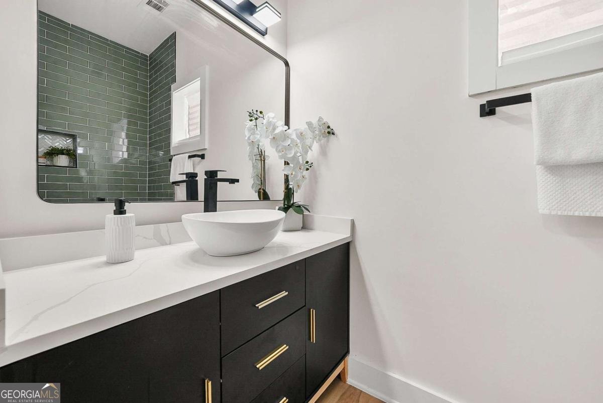 2847 Forrest Hills Drive Atlanta - Photo 14