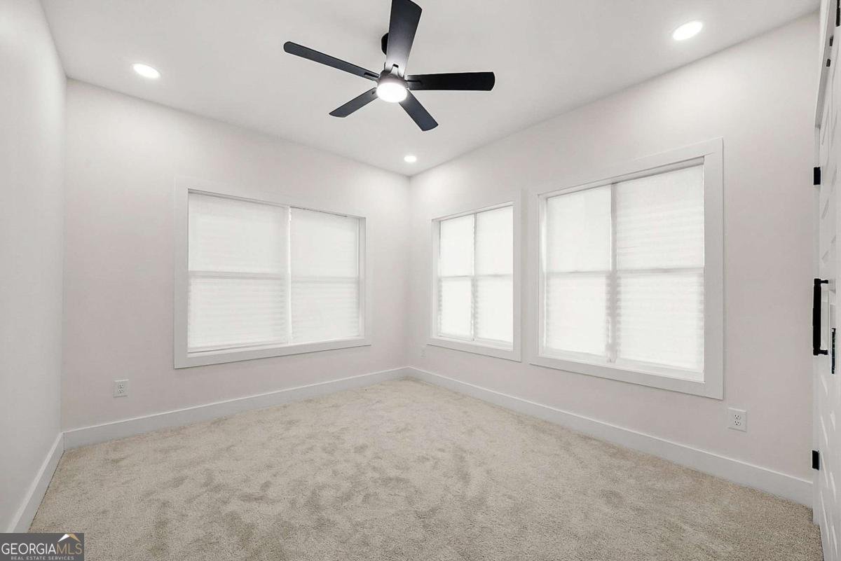 2847 Forrest Hills Drive Atlanta - Photo 32