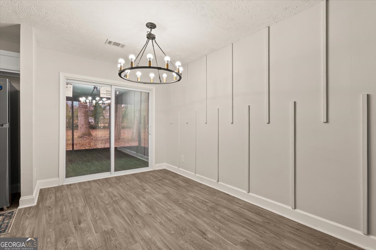 8185 Englewood Trail Riverdale - Photo 11