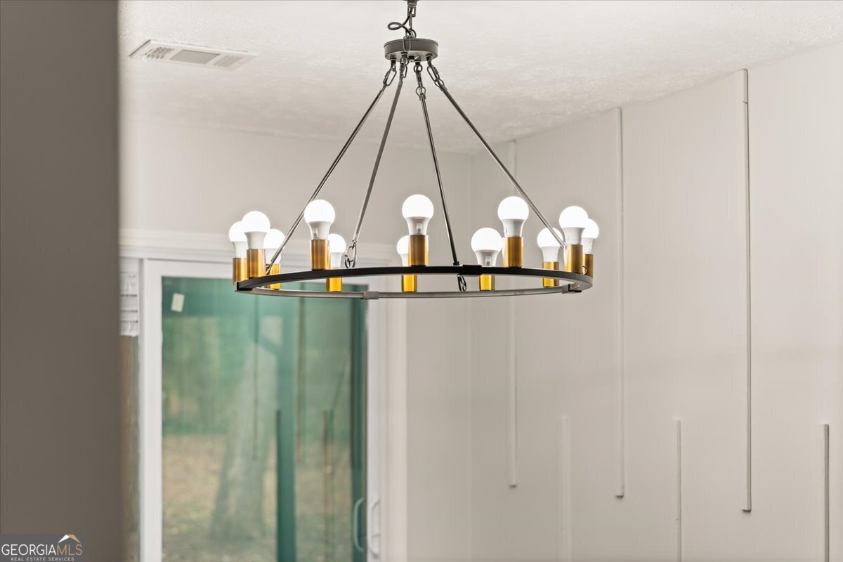 8185 Englewood Trail Riverdale - Photo 13