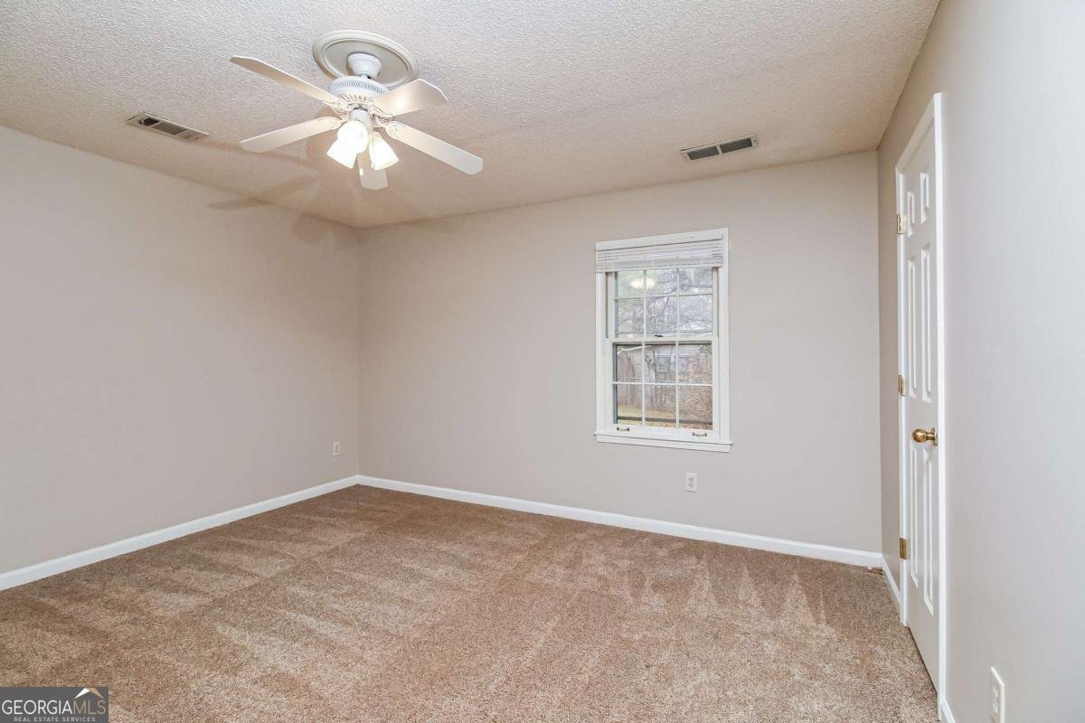 2536 Lakeshore Drive Conyers - Photo 16