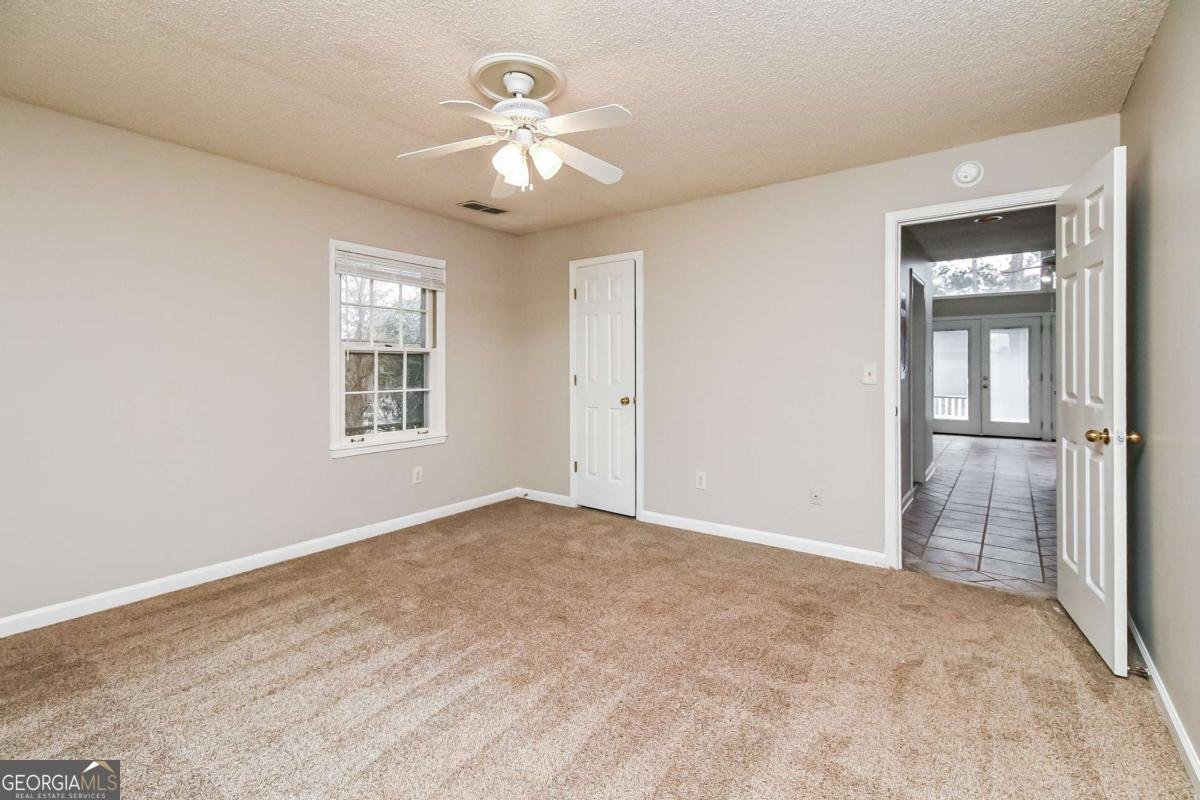 2536 Lakeshore Drive Conyers - Photo 19