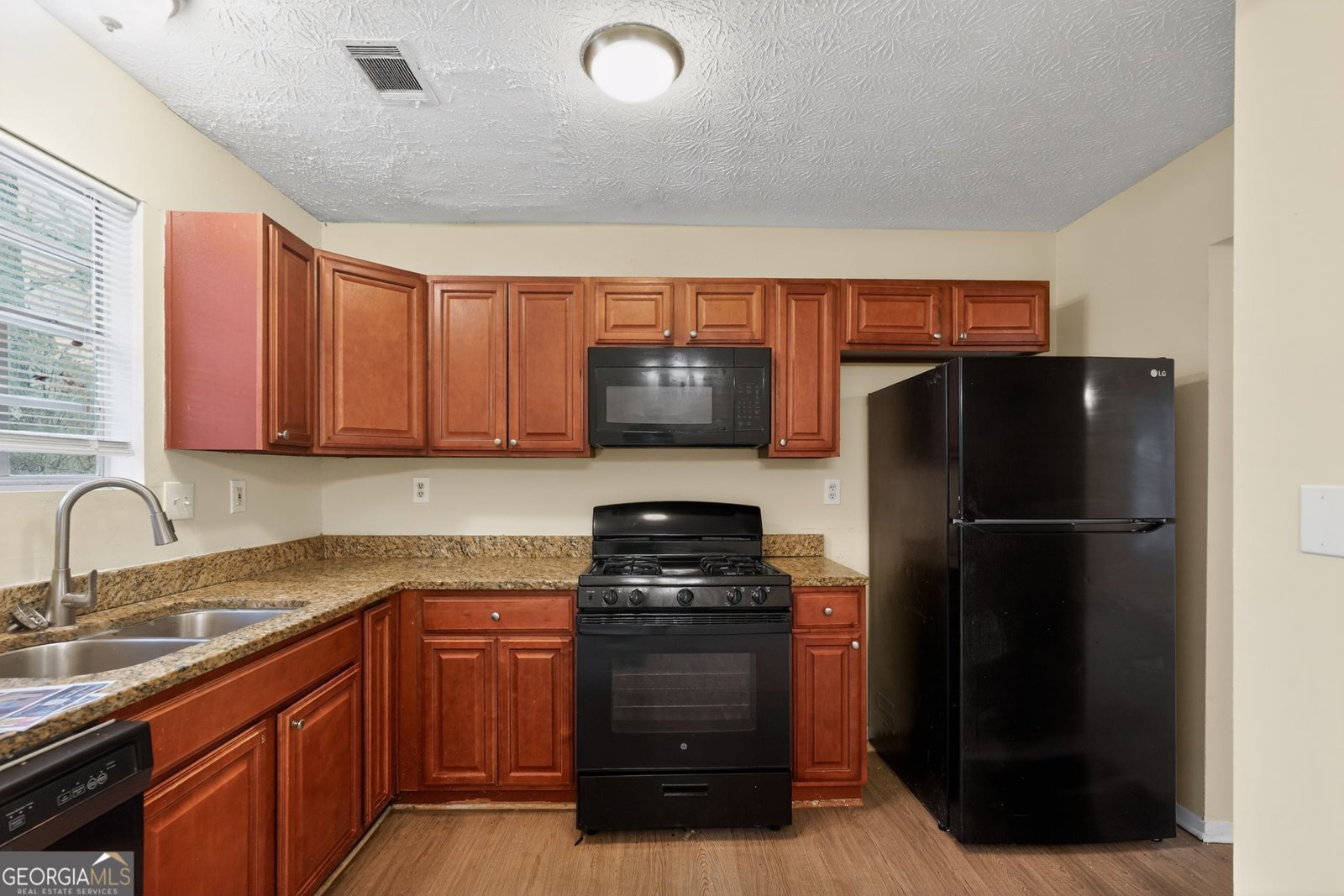 4616 Garden Hills Drive Stone Mountain - Photo 12