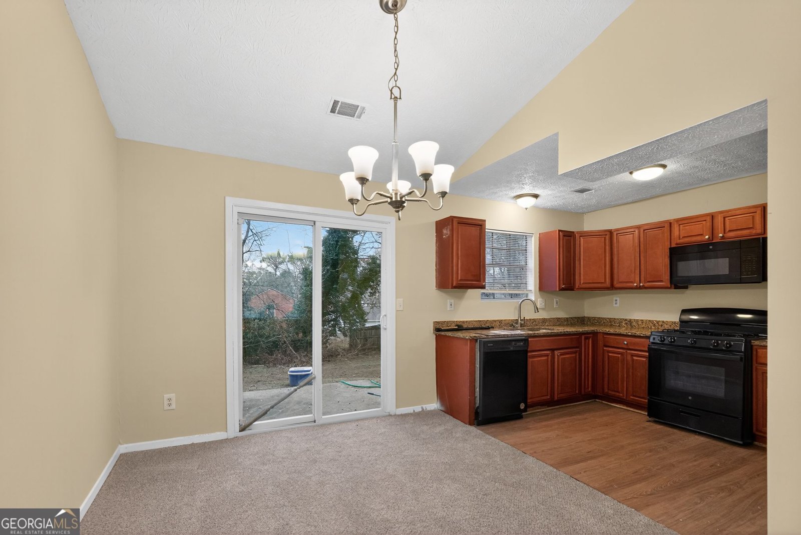 4616 Garden Hills Drive Stone Mountain - Photo 13