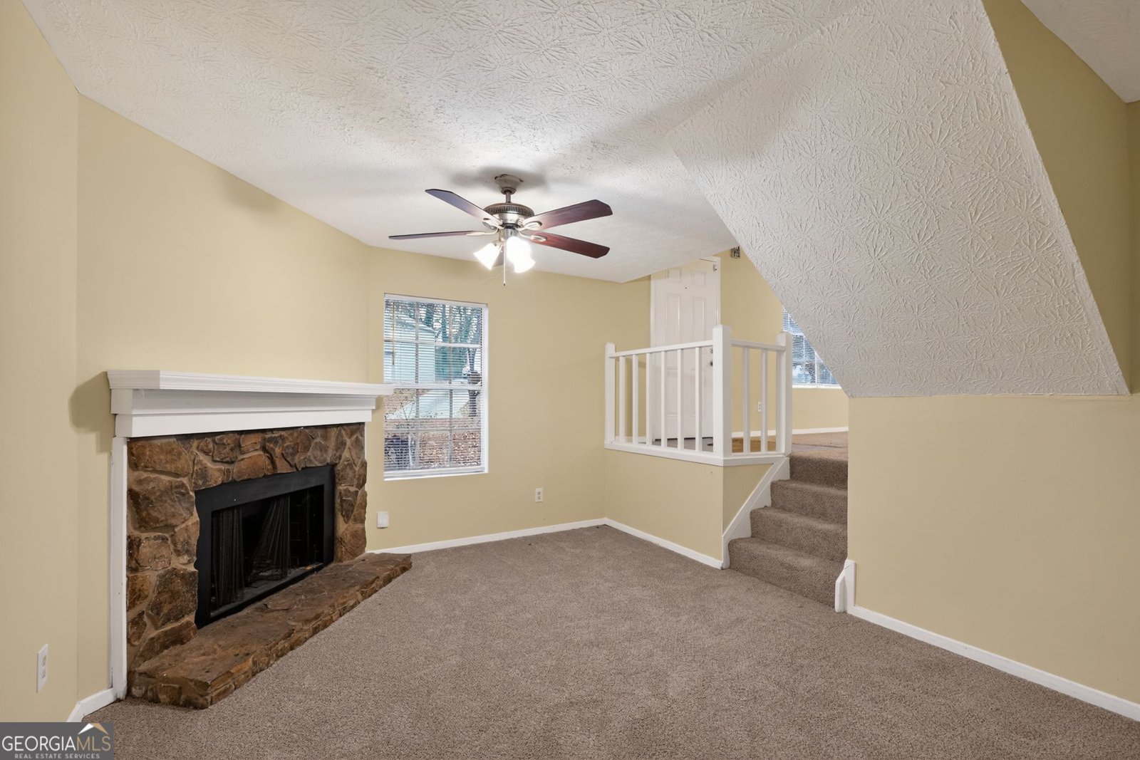 4616 Garden Hills Drive Stone Mountain - Photo 6