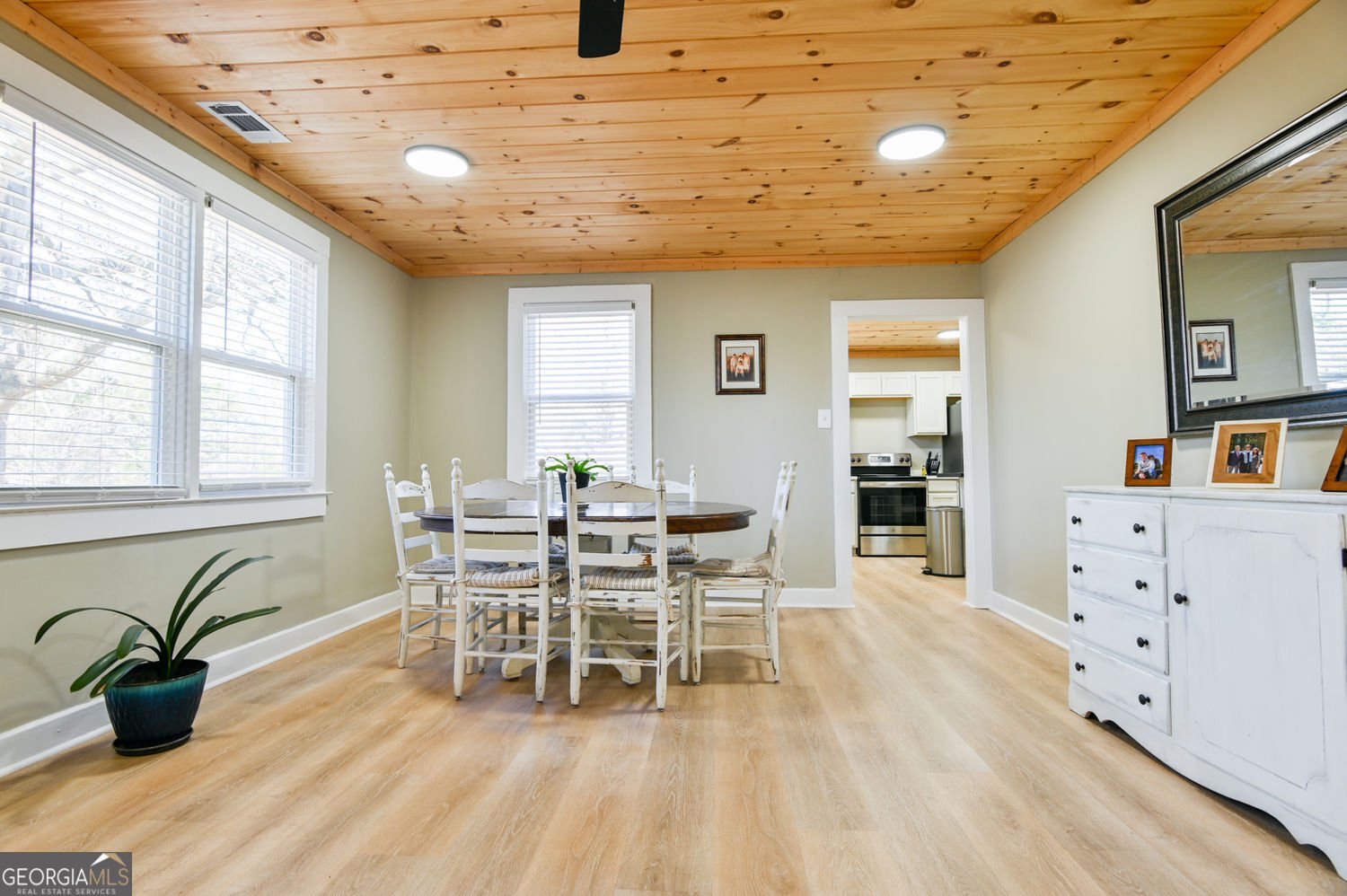 1160 Moody Street Union Point - Photo 13