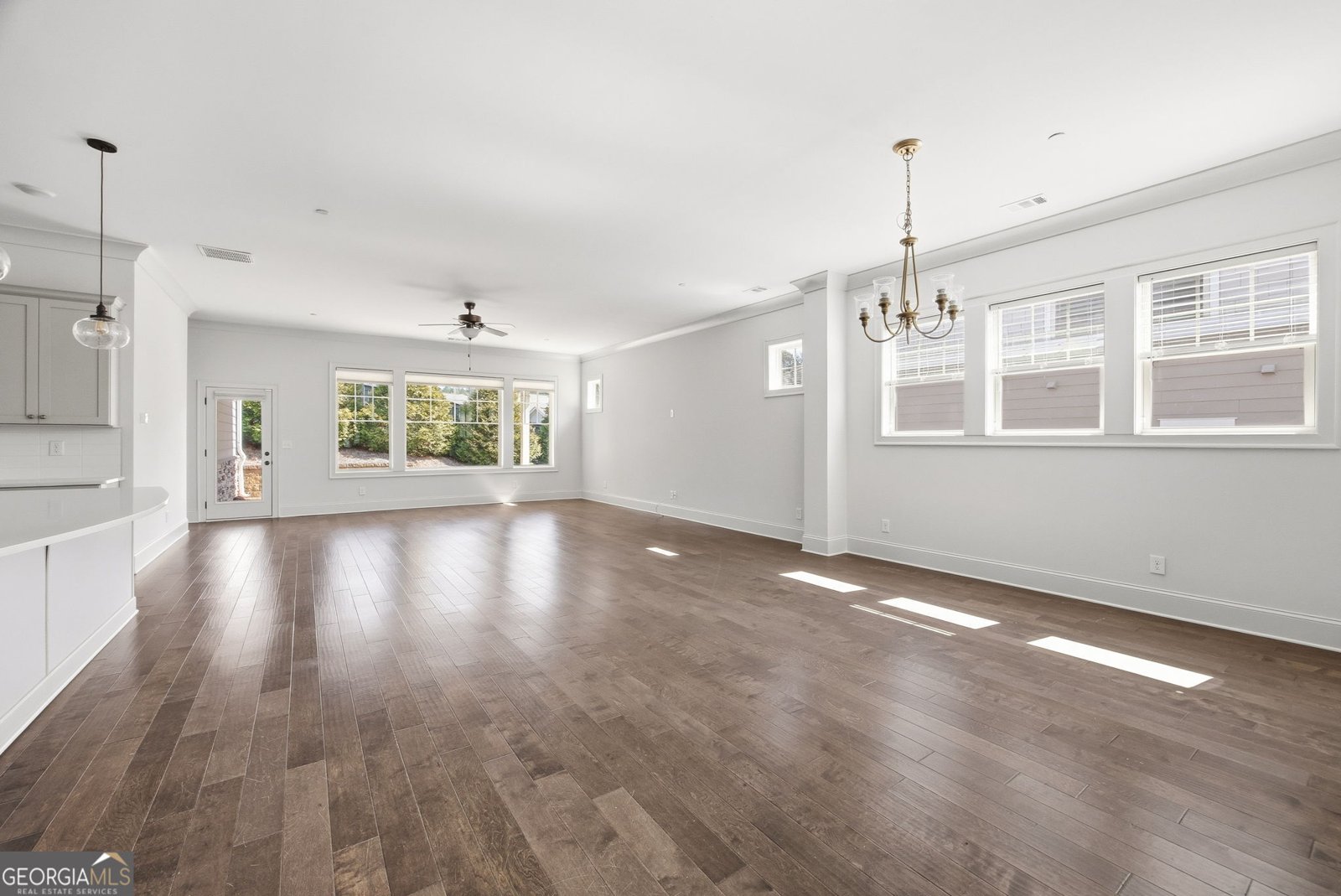 745 Calbert Circle Marietta - Photo 33