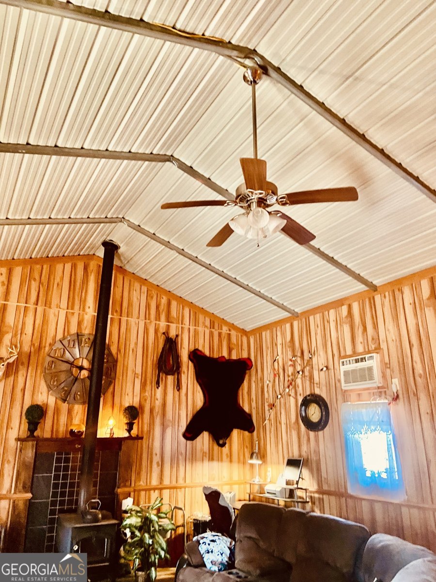 670 Jefferies Road Shady Dale - Photo 14