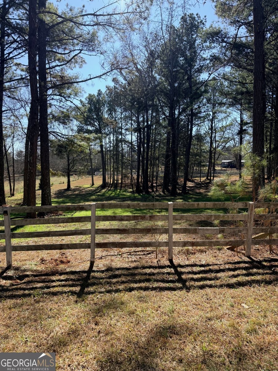 670 Jefferies Road Shady Dale - Photo 16