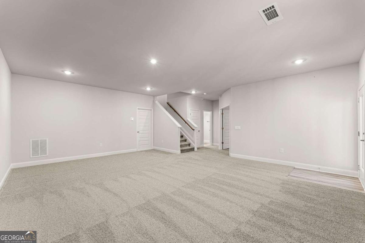 661 Forest Way Cornelia - Photo 31