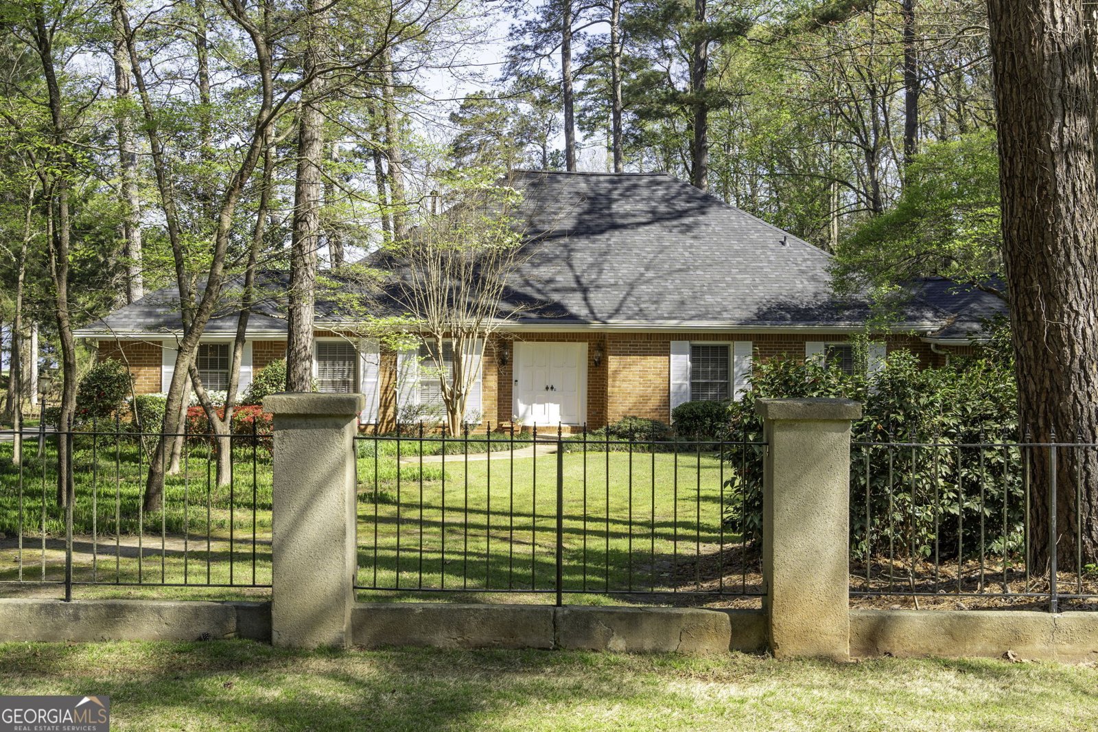 2506 Emerald Drive Jonesboro - Photo 1