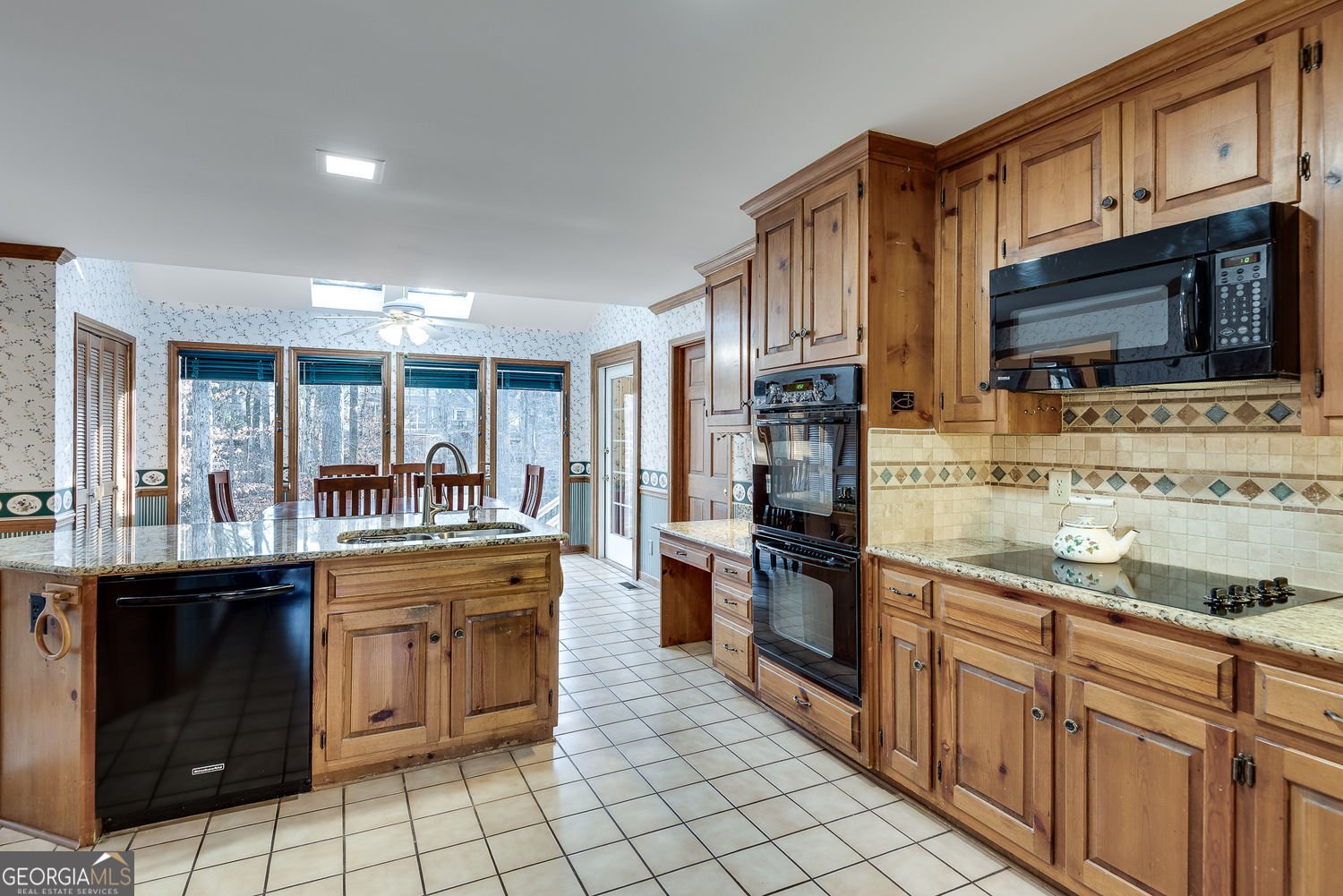 4460 Flippen Trail Peachtree Corners - Photo 19