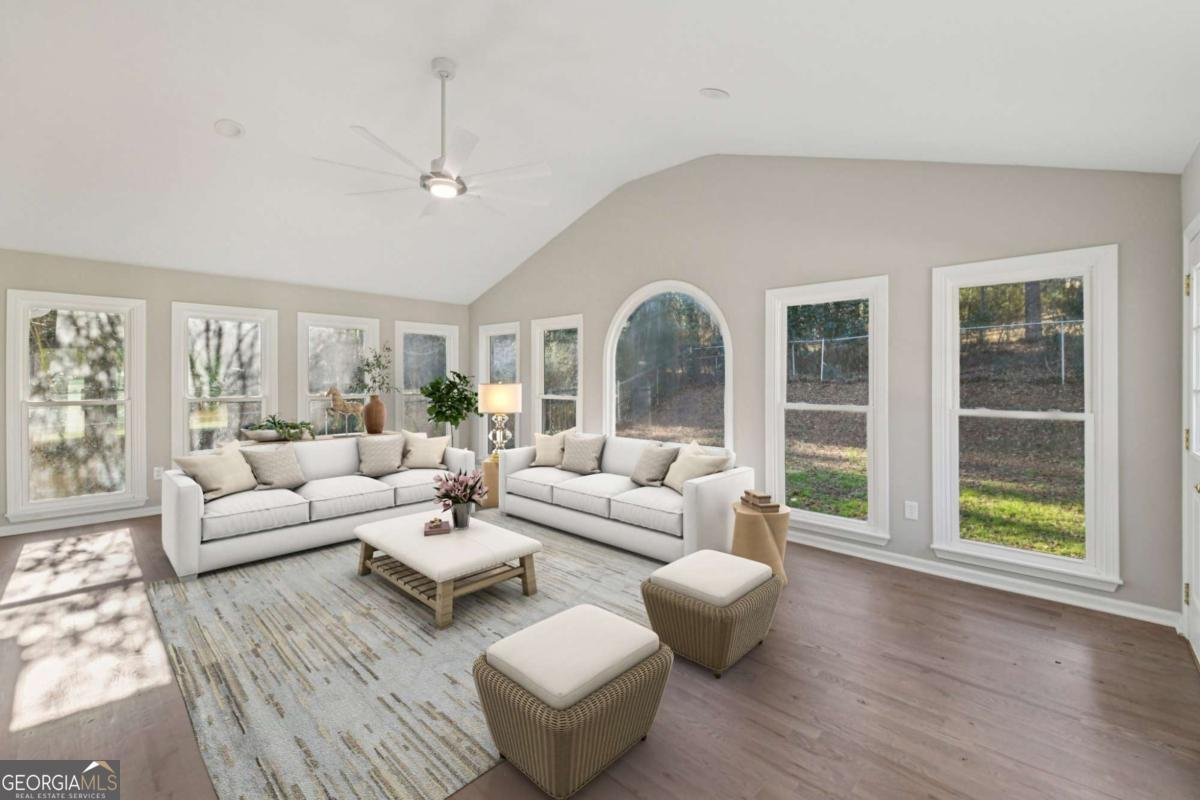 4658 Robie Road Lilburn - Photo 10