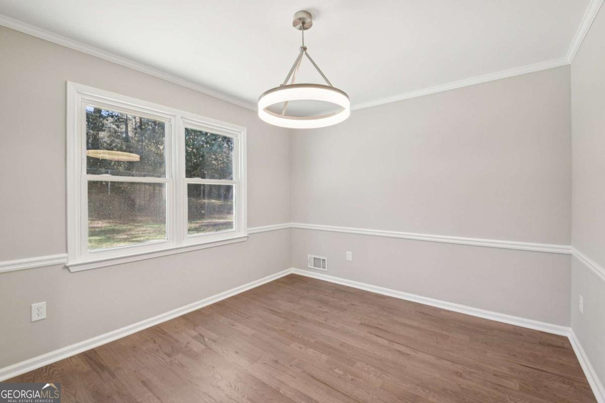 4658 Robie Road Lilburn - Photo 9