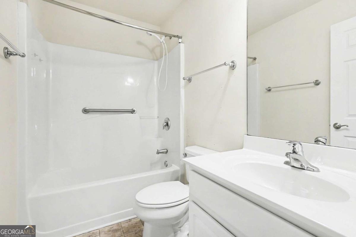 5135 Hidden Meadow Drive Cumming - Photo 16