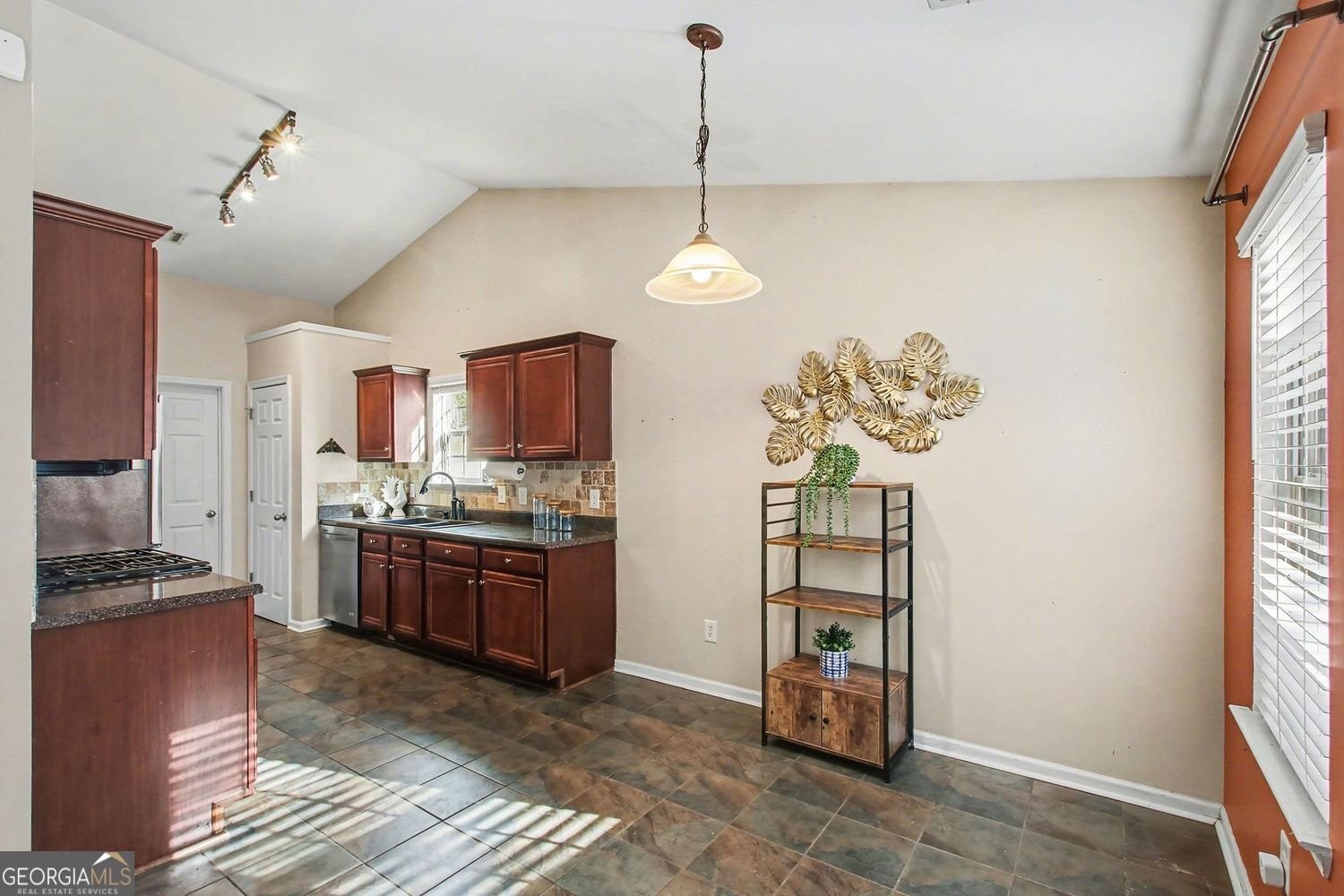 2125 Mina Lane Drive Buford - Photo 10