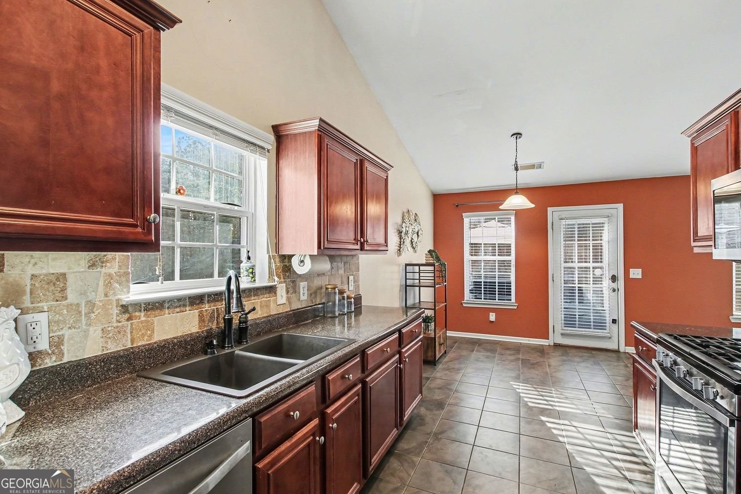 2125 Mina Lane Drive Buford - Photo 7