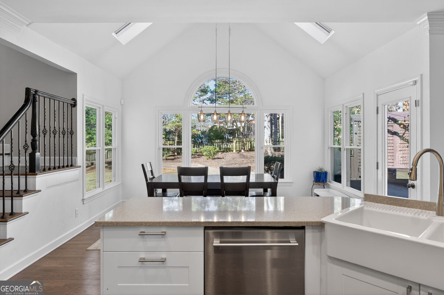 5490 Grove Point Road Johns Creek - Photo 19