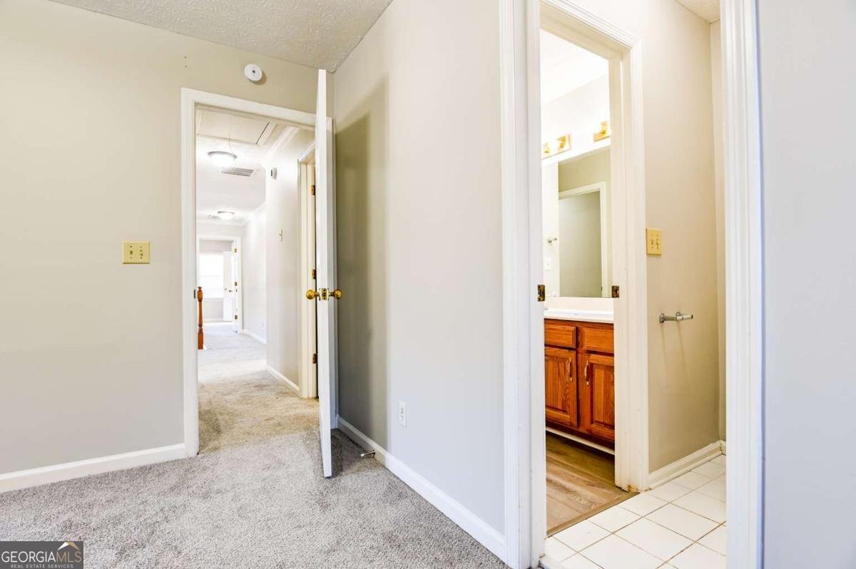 410 Meadowfield Trail Lawrenceville - Photo 37