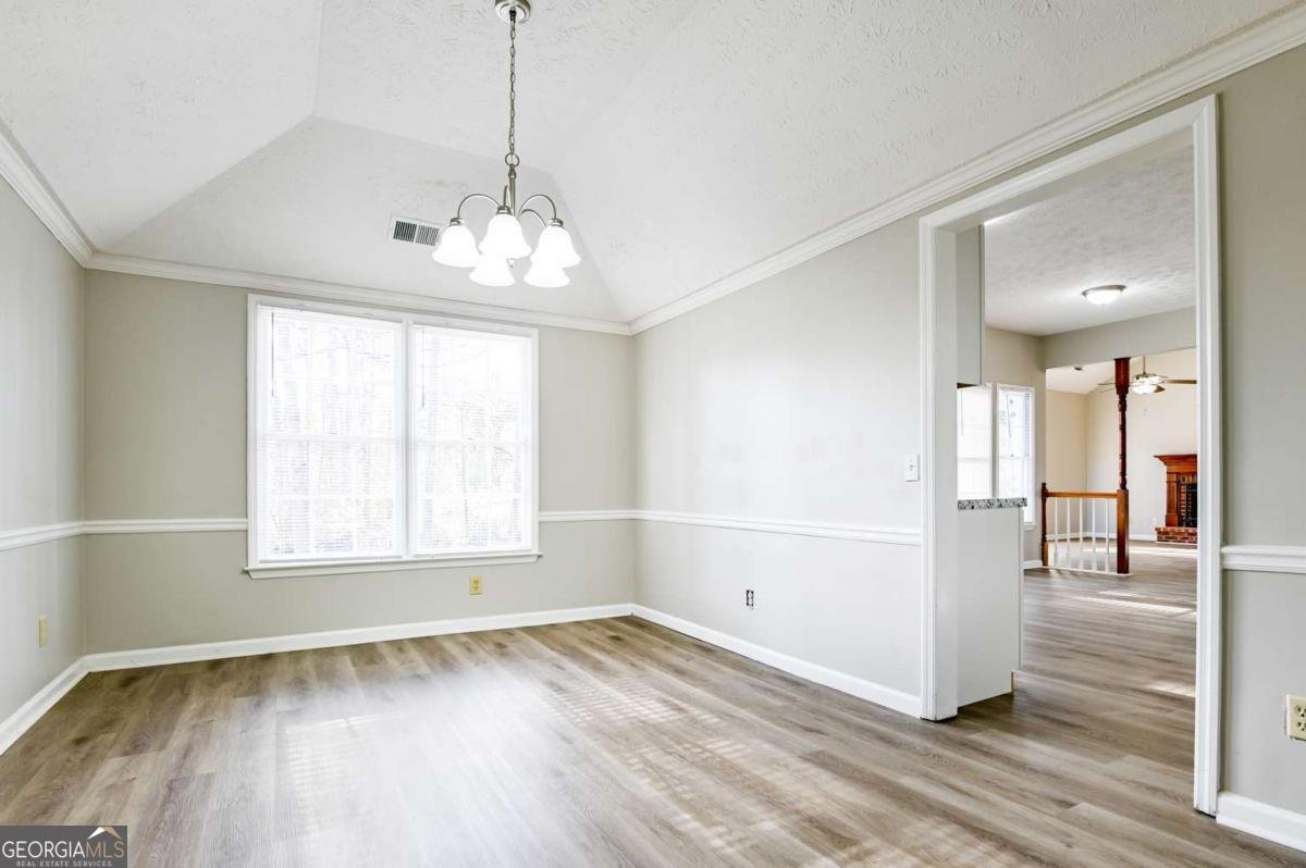 410 Meadowfield Trail Lawrenceville - Photo 6